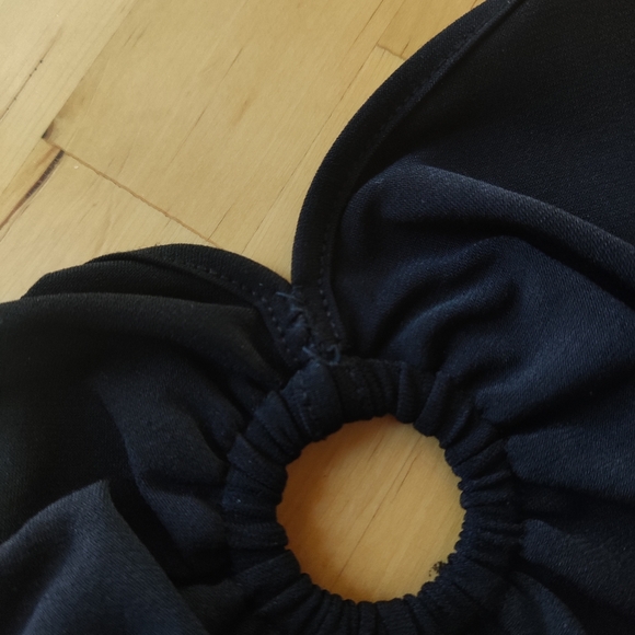 Tres You Black Tank Top - Picture 3 of 3